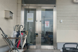 姫路市　漁協様　フロアヒンジ　交換工事