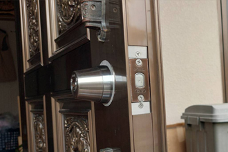 明石市　姫路市　錠　鍵　ドアチェック　レバーハンドル　ドア修理　ドアクローザー　交換工事