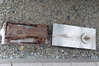 たつの市新宮町　フロアヒンジ　修理　交換