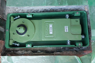 上郡町　フロアヒンジ　交換　修理