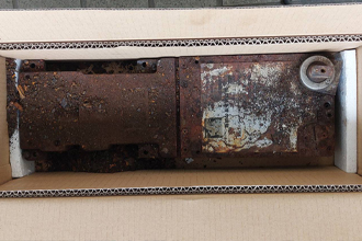 赤穂市　フロアヒンジ　交換　修理