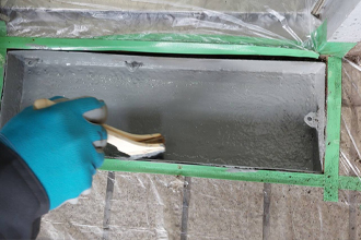 赤穂市　フロアヒンジ　交換　修理