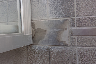 赤穂市　フロアヒンジ　交換　修理