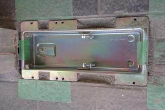 赤穂市　フロアヒンジ　交換　修理