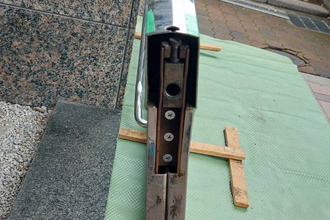 姫路市　フロアヒンジ　ドア　交換　修理