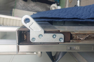 姫路市　ドア修理　ニュースター　フロアヒンジ　交換　工事