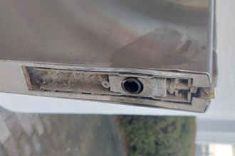 姫路市　上郡町　たつの市　赤穂市　相生市　加古川市　高砂市ドア修理　ニュースター　フロアヒンジ　交換　工事　修理