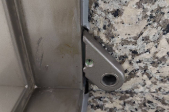 姫路市　上郡町　たつの市　赤穂市　相生市　加古川市　高砂市ドア修理　ニュースター　大鳥機工　DIA　フロアヒンジ　交換　工事　修理