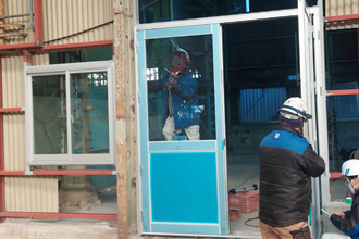 相生市　赤穂市　尼崎市　姫路市　たつの市　ドア　錠　ドアクローザー　ドアチェック　オートヒンジ　丁番　フランス落し　ドア修理　交換