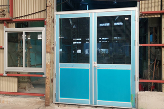 相生市　赤穂市　尼崎市　姫路市　たつの市　ドア　錠　ドアクローザー　ドアチェック　オートヒンジ　丁番　フランス落し　ドア修理　交換